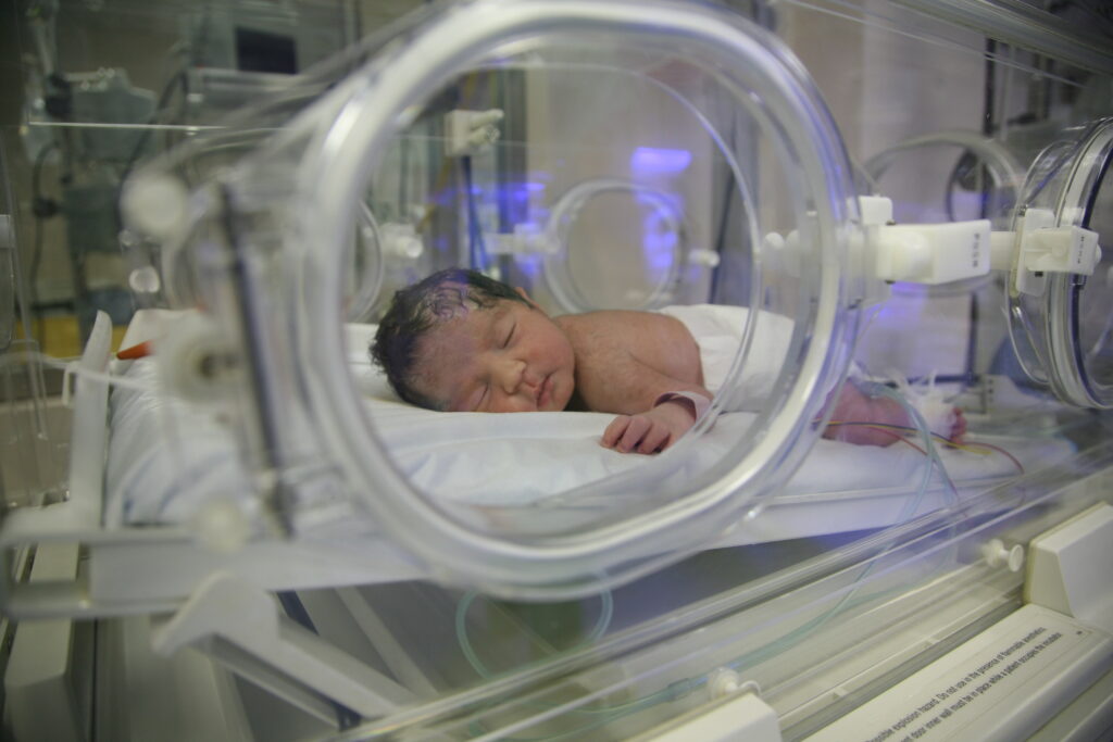 Is it safe to fly with a premature baby on an air ambulance
