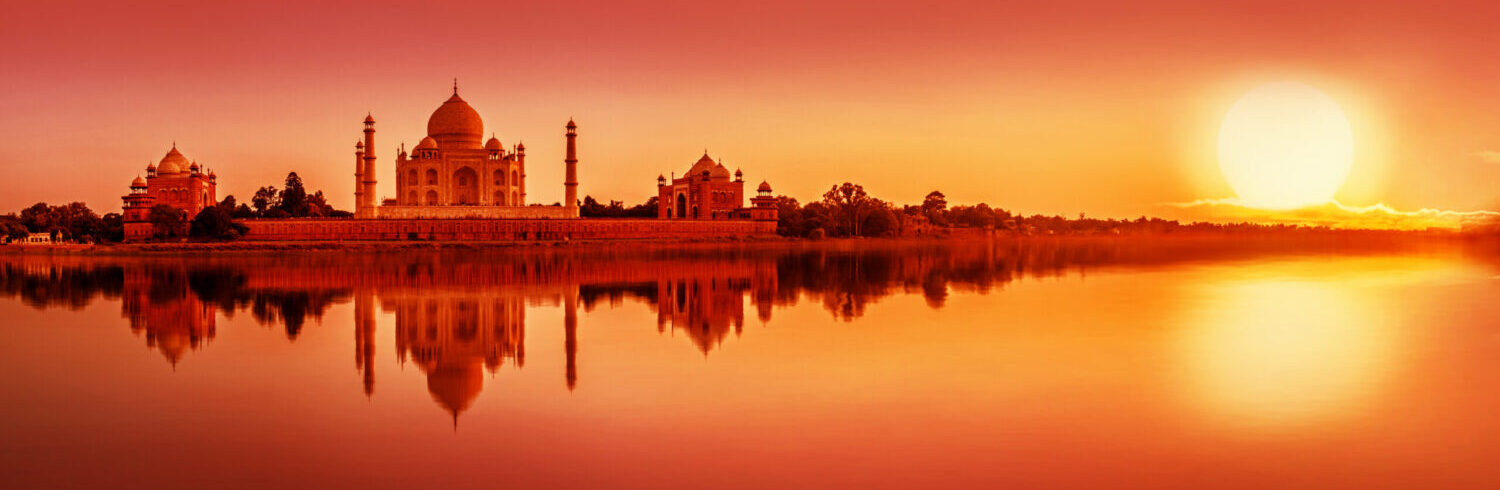 Taj Mahal representing South Asia medical repatriation and air ambulance services