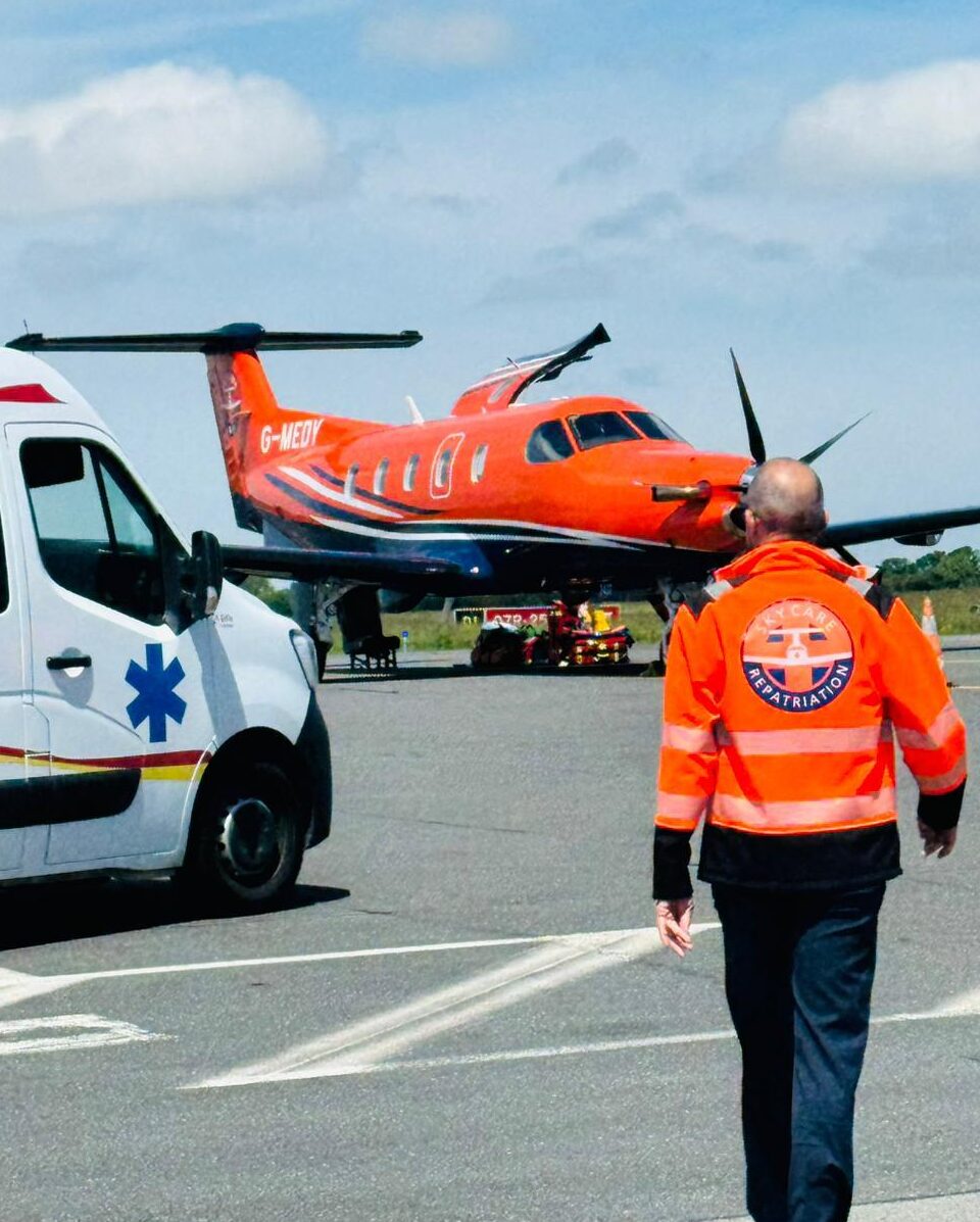 SkyCare in-flight medical team providing ICU-level care during a medical flight from the Canary Islands