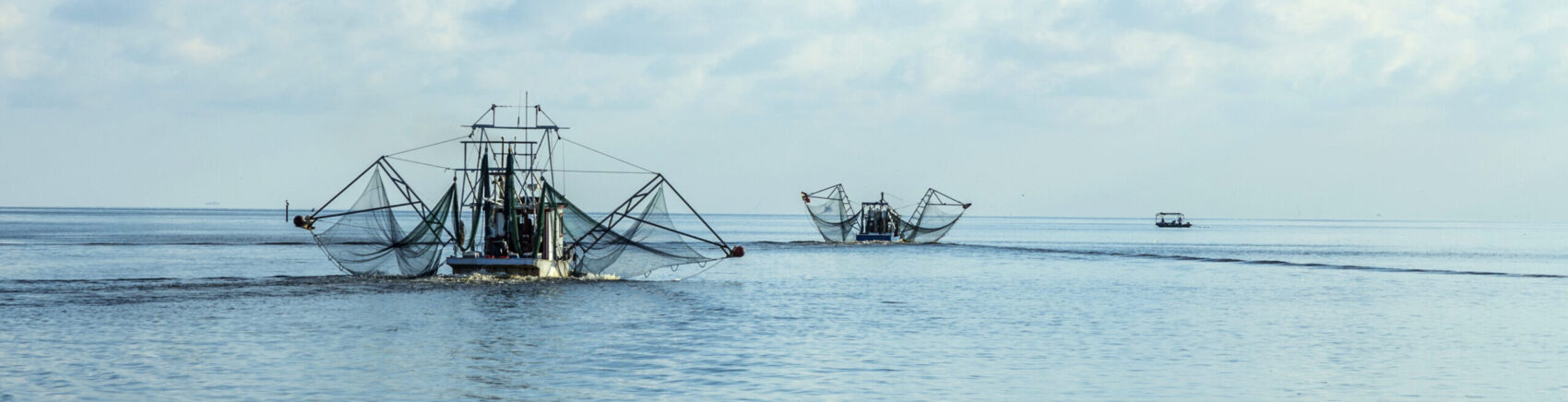 Medical evacuation from Alabama to the UK via air ambulance or medical escort