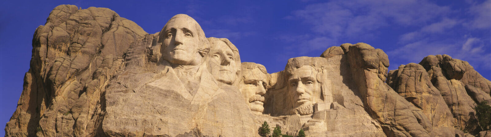 Medical evacuation from South Dakota to the UK via air ambulance or medical escort