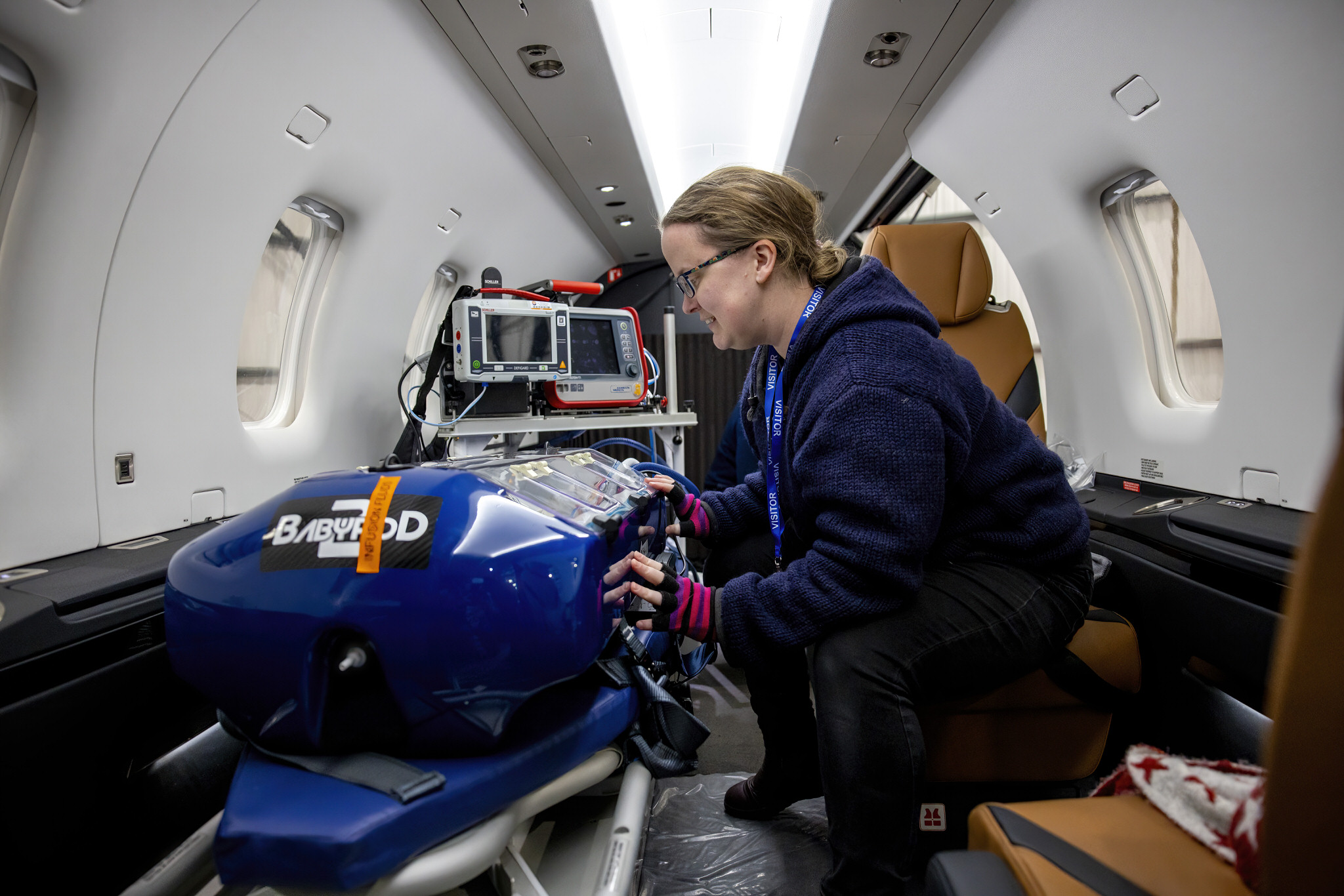Fjölskyldumiðaður nýburaflutningur frá Bretlandi til Íslands Foreldri og nýburi við undirbúning sérhæfðs læknisflutnings frá Bretlandi til Íslands